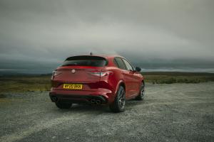 Alfa Romeo Stelvio Quadrifoglio 2020 года  (UK)